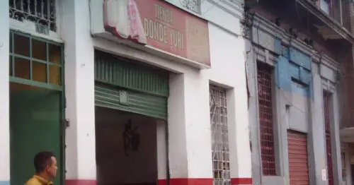 TIENDA DONDE YURY TIENDA DONDE YURY